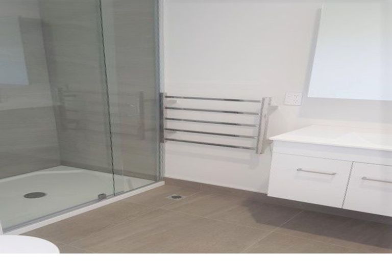 Photo of property in 58 Pateke Drive, Kenepuru, Porirua, 5022