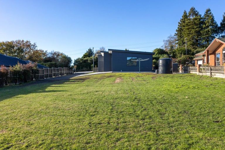 Photo of property in 4a Chatham Street, Waihola, Milton, 9073