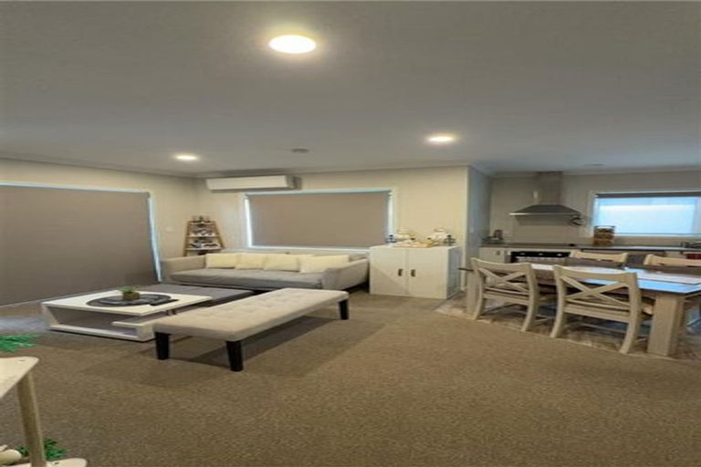 Photo of property in 2/2 Lambert Court, Glenview, Hamilton, 3206