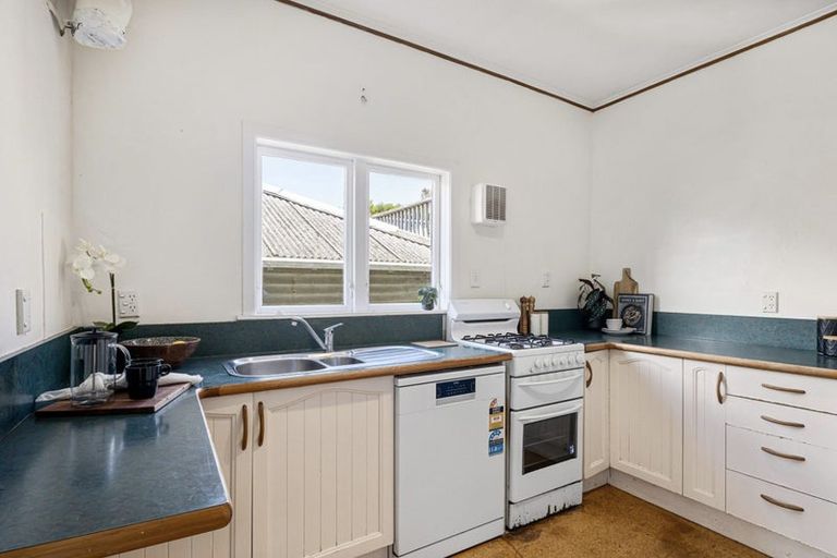 Photo of property in 11 Bruce Avenue, Brooklyn, Wellington, 6021