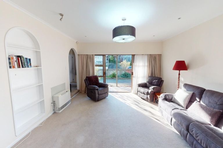 Photo of property in 14 Snowdon Avenue, Terrace End, Palmerston North, 4410