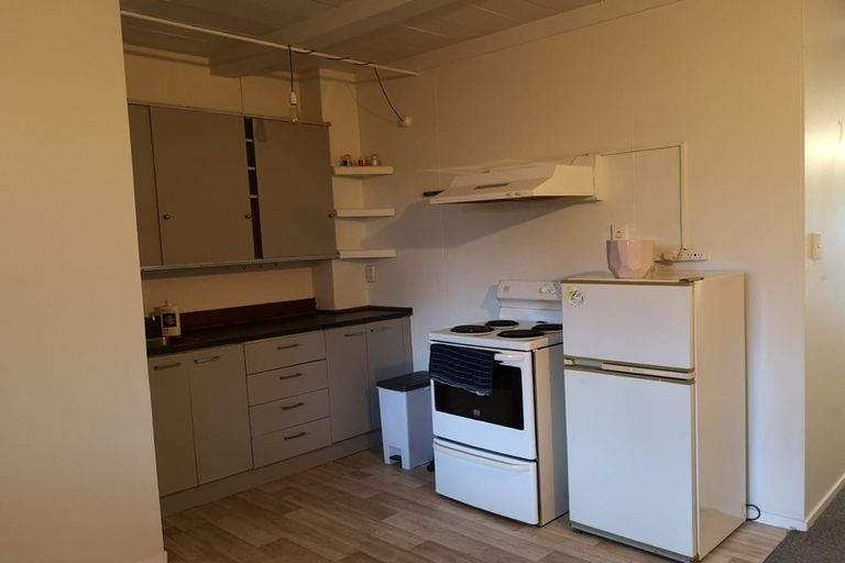 Photo of property in 14a Captain Scott Road, Glen Eden, Auckland, 0602