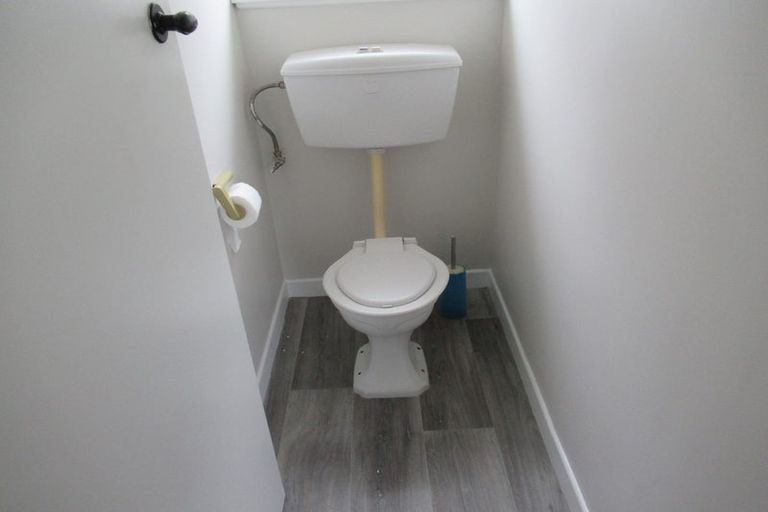 Photo of property in 8 Hinemoa Street, Levin, 5510