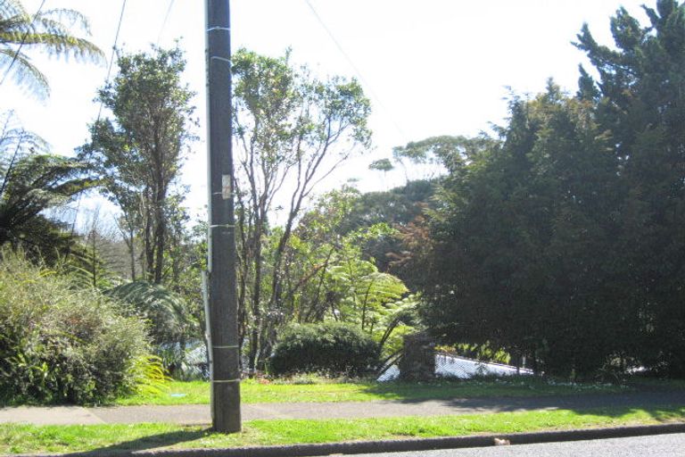 Photo of property in 38 Govett Avenue, Frankleigh Park, New Plymouth, 4310
