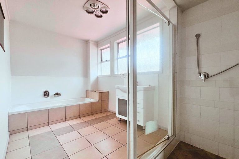 Photo of property in 6 Patiki Place, Titahi Bay, Porirua, 5022