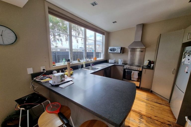 Photo of property in 3 Central Terrace, Alicetown, Lower Hutt, 5010