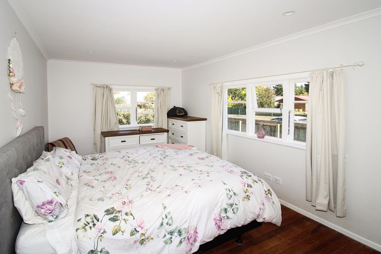 Photo of property in 36a Philip Street, Carterton, 5713