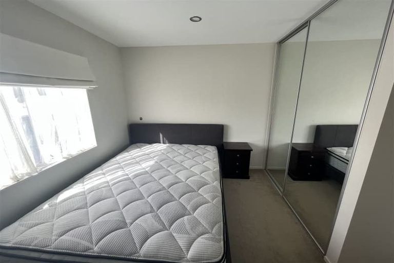 Photo of property in 33 Titoki Street, Te Atatu Peninsula, Auckland, 0610