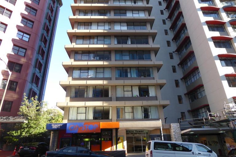 Photo of property in Terrace Tower Apartments, 13d/126 The Terrace, Wellington Central, Wellington, 6011