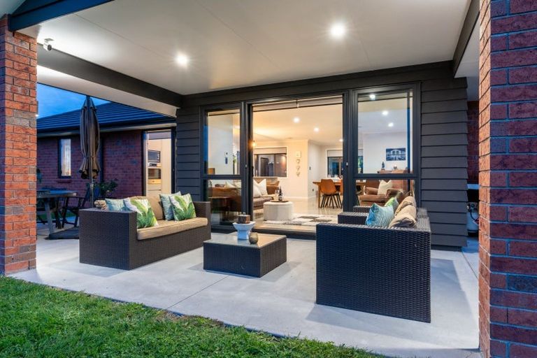 Photo of property in 43 Seachange Drive, Leamington, Cambridge, 3432