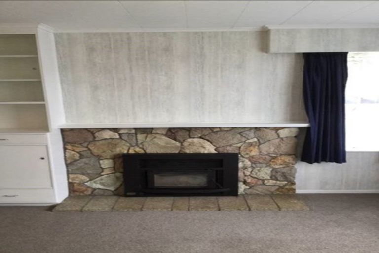 Photo of property in 3 Kowhai Street, Levin, 5510