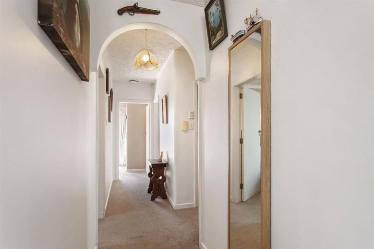 Photo of property in 85 Banks Avenue, Dallington, Christchurch, 8061