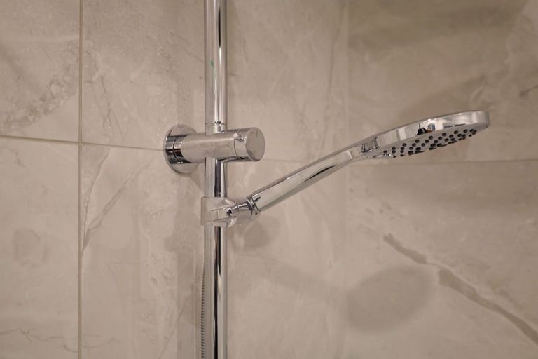 Photo of property in 60 Atlantic Drive, Fitzherbert, Palmerston North, 4410