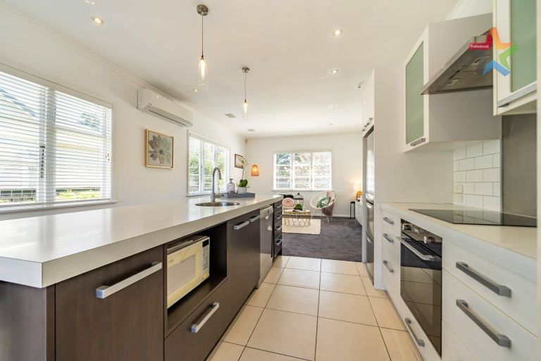 Photo of property in 21 Kingston Street, Boulcott, Lower Hutt, 5011