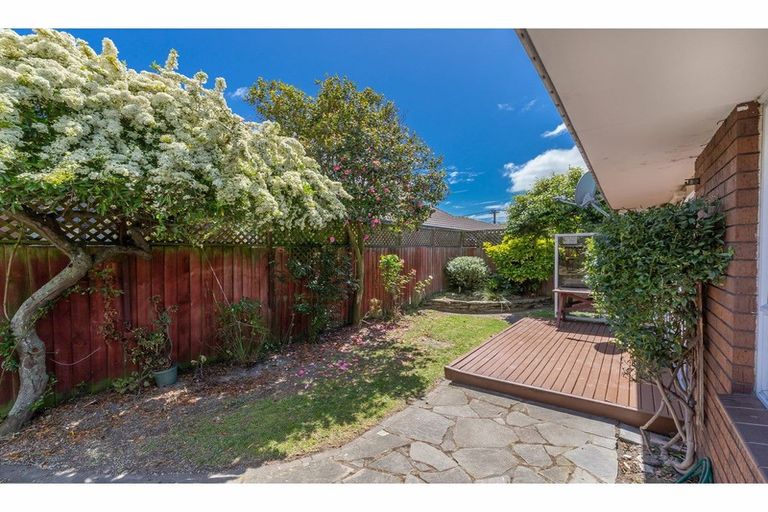 Photo of property in 2/7 Simeon Street, Spreydon, Christchurch, 8024