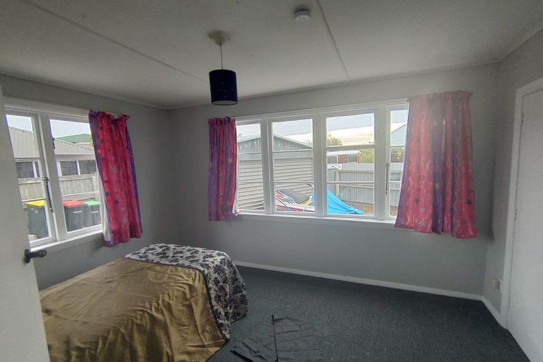 Photo of property in 5 Gregory Avenue, Islington, Christchurch, 8042