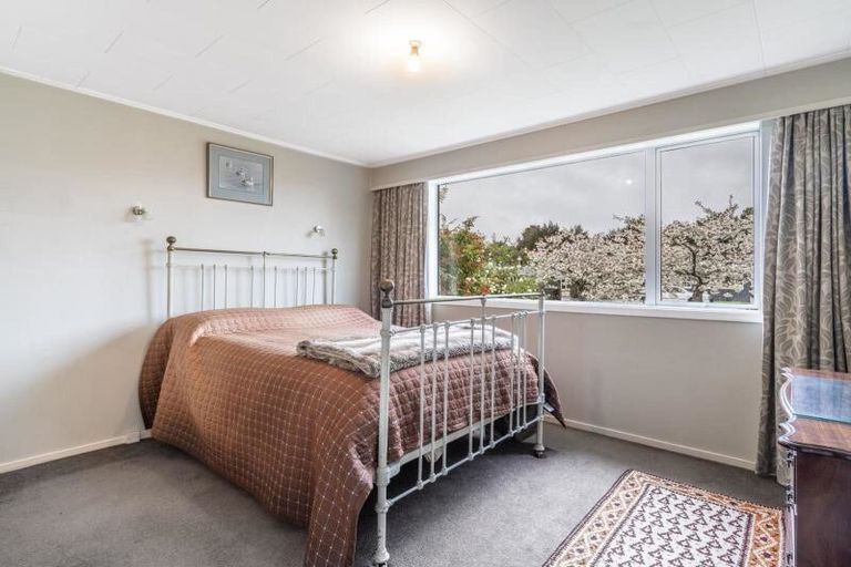 Photo of property in 59 Hillary Street, Winton, 9720