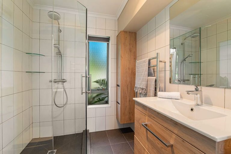 Photo of property in 46 Broadwood Rise, Kumeu, 0892