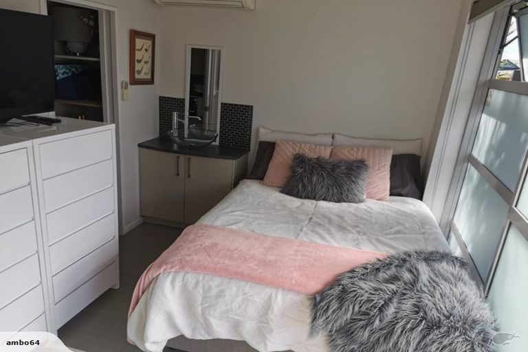 Photo of property in 7 Rachael Place, Farm Cove, Auckland, 2012