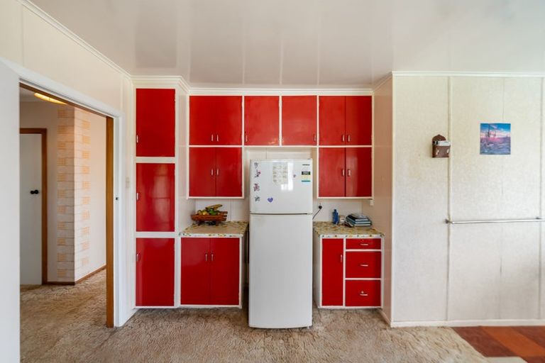 Photo of property in 125 Sievers Grove, Cannons Creek, Porirua, 5024