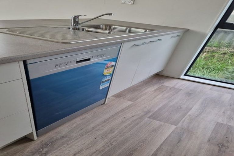 Photo of property in 43 Beeston Crescent, Manurewa, Auckland, 2102