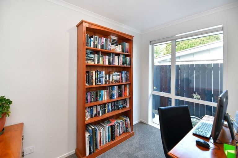 Photo of property in 5 The Circle, Manly, Whangaparaoa, 0930