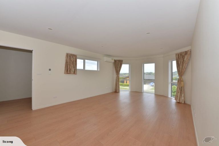 Photo of property in 14 Orchard Terrace, Riverhead, 0820