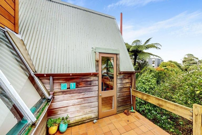 Photo of property in 72 Chelmsford Street, Ngaio, Wellington, 6035