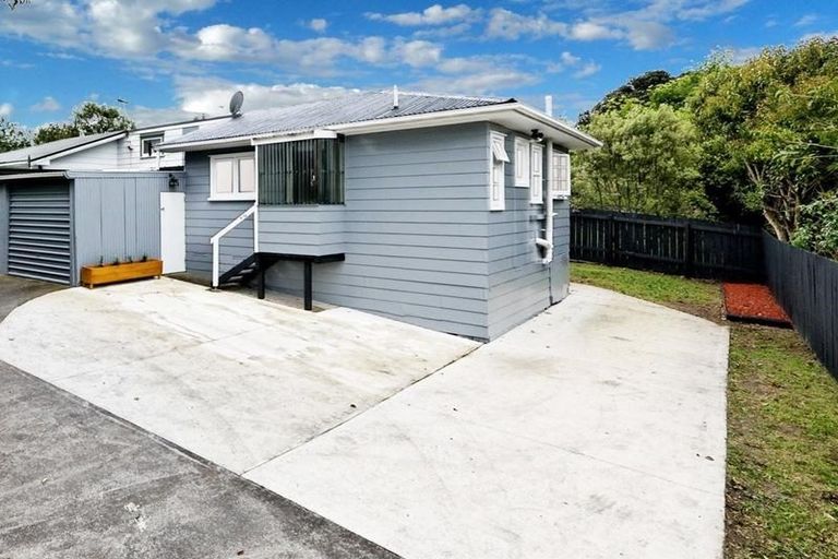 Photo of property in 4/54 View Road, Henderson, Auckland, 0612