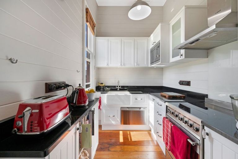 Photo of property in 32 Mclean Street, Wairoa, 4108