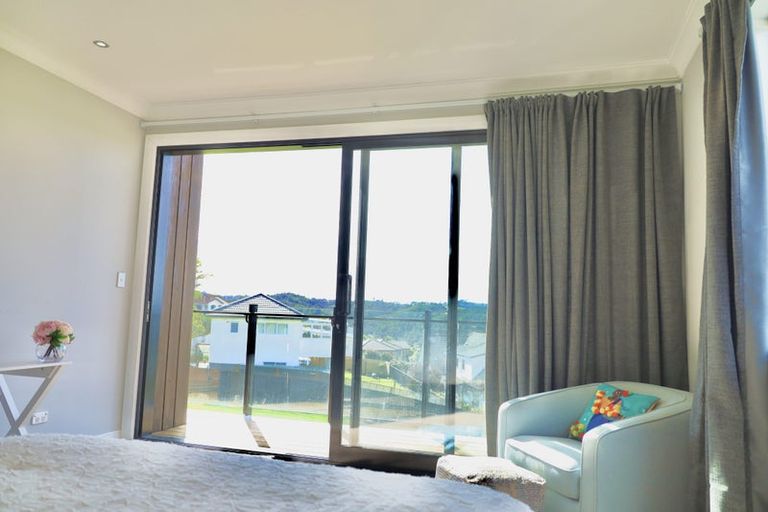 Photo of property in 11 Boutique Way, Orewa, 0931