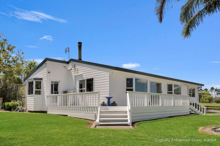 Photo of property in 53a Kitchener Road, Waiuku, 2123