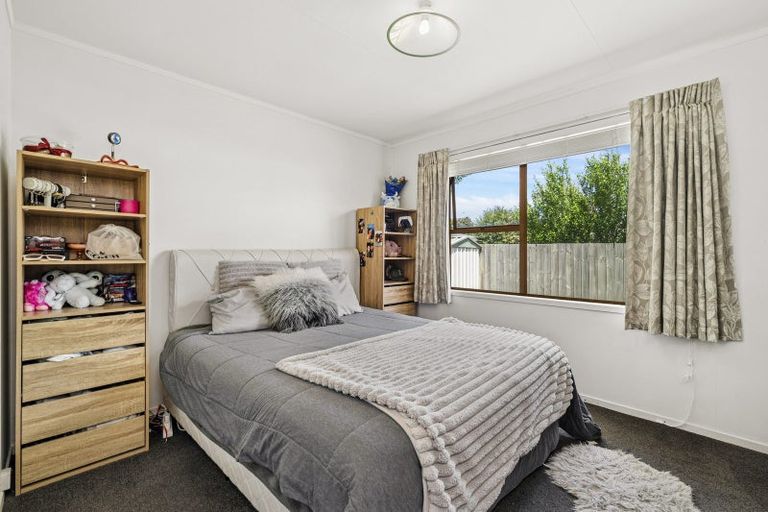 Photo of property in 19 Rewarewa Street, Owhata, Rotorua, 3010