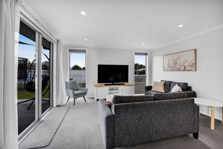 Photo of property in 1a Carrington Street, Inglewood, 4330