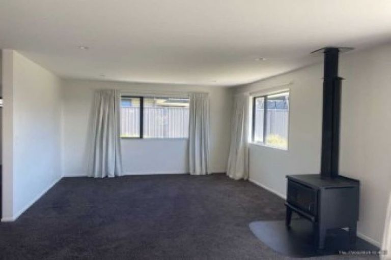 Photo of property in 10 Travertine Street, Cromwell, 9310