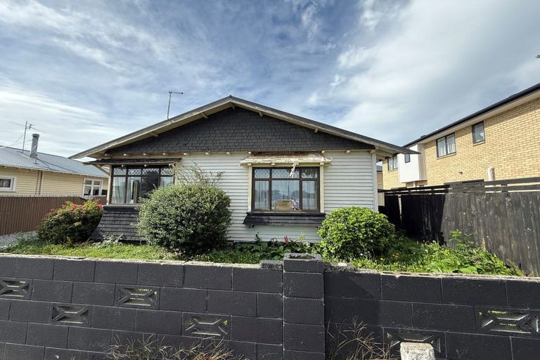 Photo of property in 106 Aldwins Road, Phillipstown, Christchurch, 8062