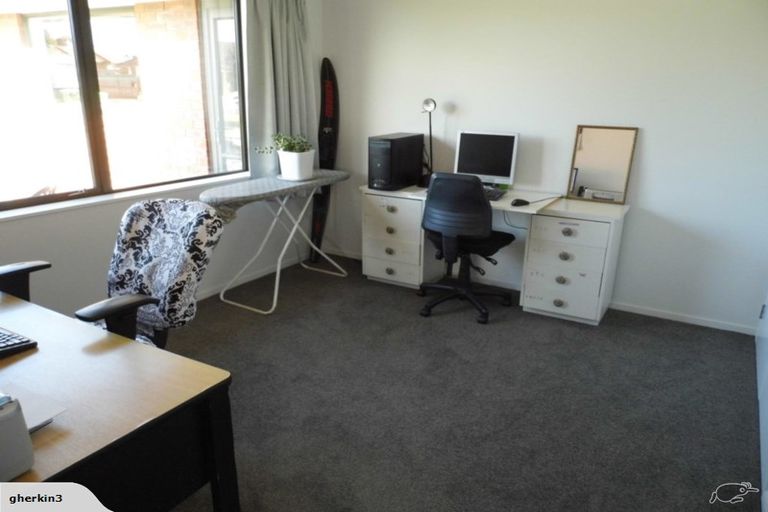 Photo of property in 6 Pukeko Street, Ruakaka, 0116