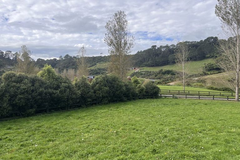 Photo of property in 94 Tangiroimata Track, Pyes Pa, 3173