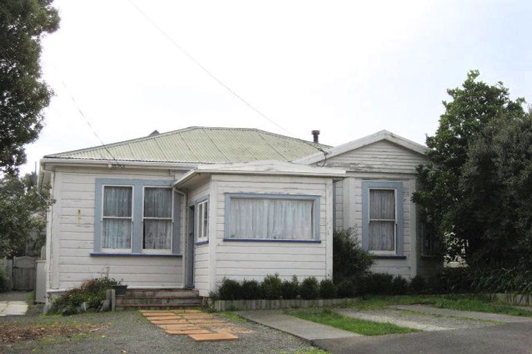 Photo of property in 80a Nottingham Street, Karori, Wellington, 6012