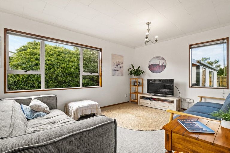 Photo of property in 25 Abbotsford Road, Green Island, Dunedin, 9018