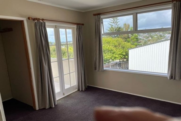 Photo of property in 56 Brian Crescent, Stanmore Bay, Whangaparaoa, 0932