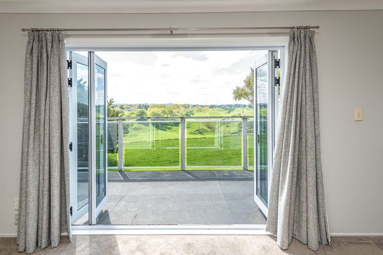 Photo of property in 100 Western Line, Brunswick, Whanganui, 4571