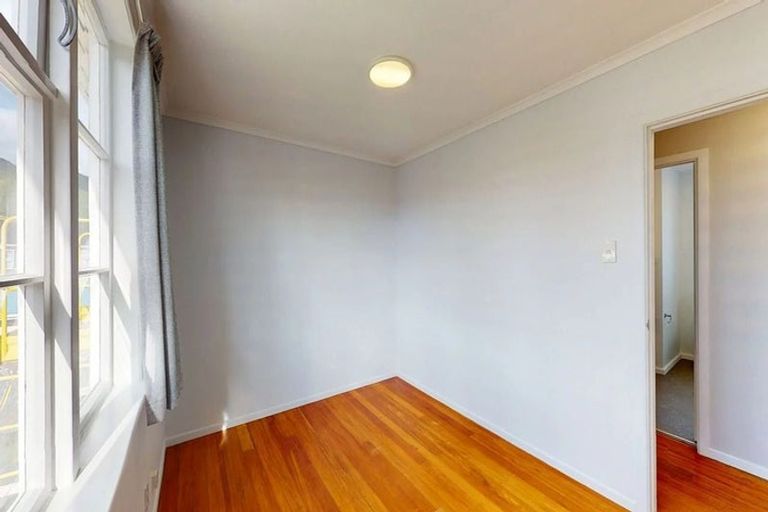 Photo of property in 37 Hawkins Street, Waiwhetu, Lower Hutt, 5010