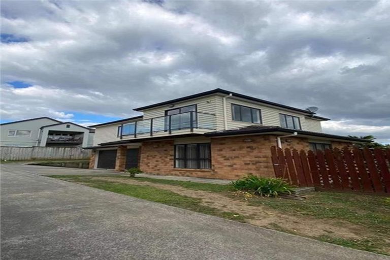 Photo of property in 89 Wallace Road, Mangere Bridge, Auckland, 2022