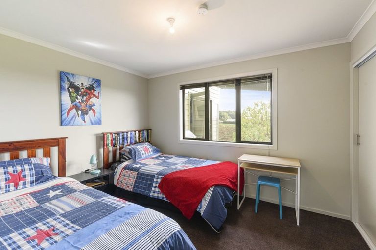 Photo of property in 36 Oakland Lane, Shannon, Palmerston North, 4474