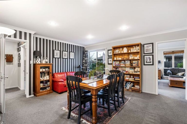 Photo of property in 31 Putake Drive, Parklands, Christchurch, 8083