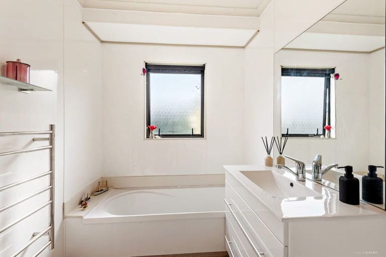 Photo of property in 244 Thomas Road, Rototuna North, Hamilton, 3210