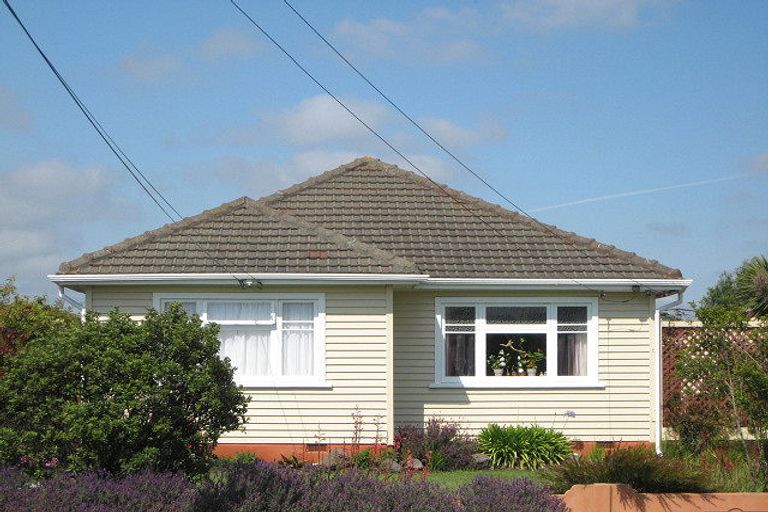 Photo of property in 66 Rowan Avenue, Aranui, Christchurch, 8061