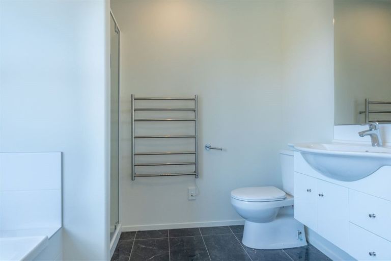 Photo of property in 33 Winfield Drive, Wigram, Christchurch, 8042