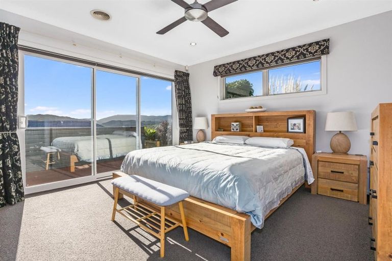 Photo of property in 53 Endeavour Drive, Whitby, Porirua, 5024